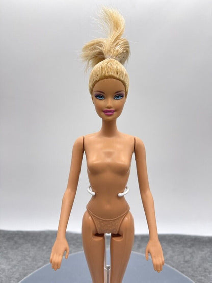 Barbie Doll Generation Girl Face Nude Swimming Motion CEO Mattel 2011 Body