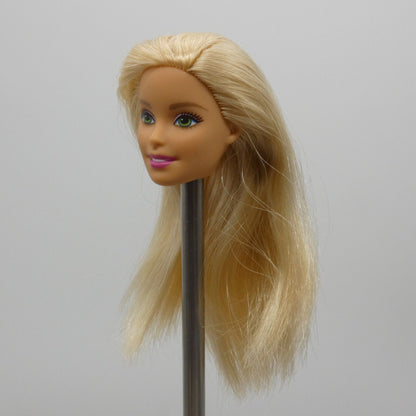 Barbie Doll Head Millie Face Blonde Green Eyes Light Skin 2016 Mattel DHL82