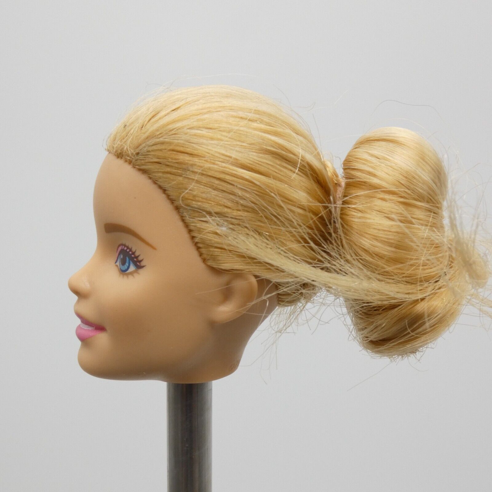 Barbie Beach Doll Head Millie Face Ponytail Straight Hair 2015 Mattel CFF12