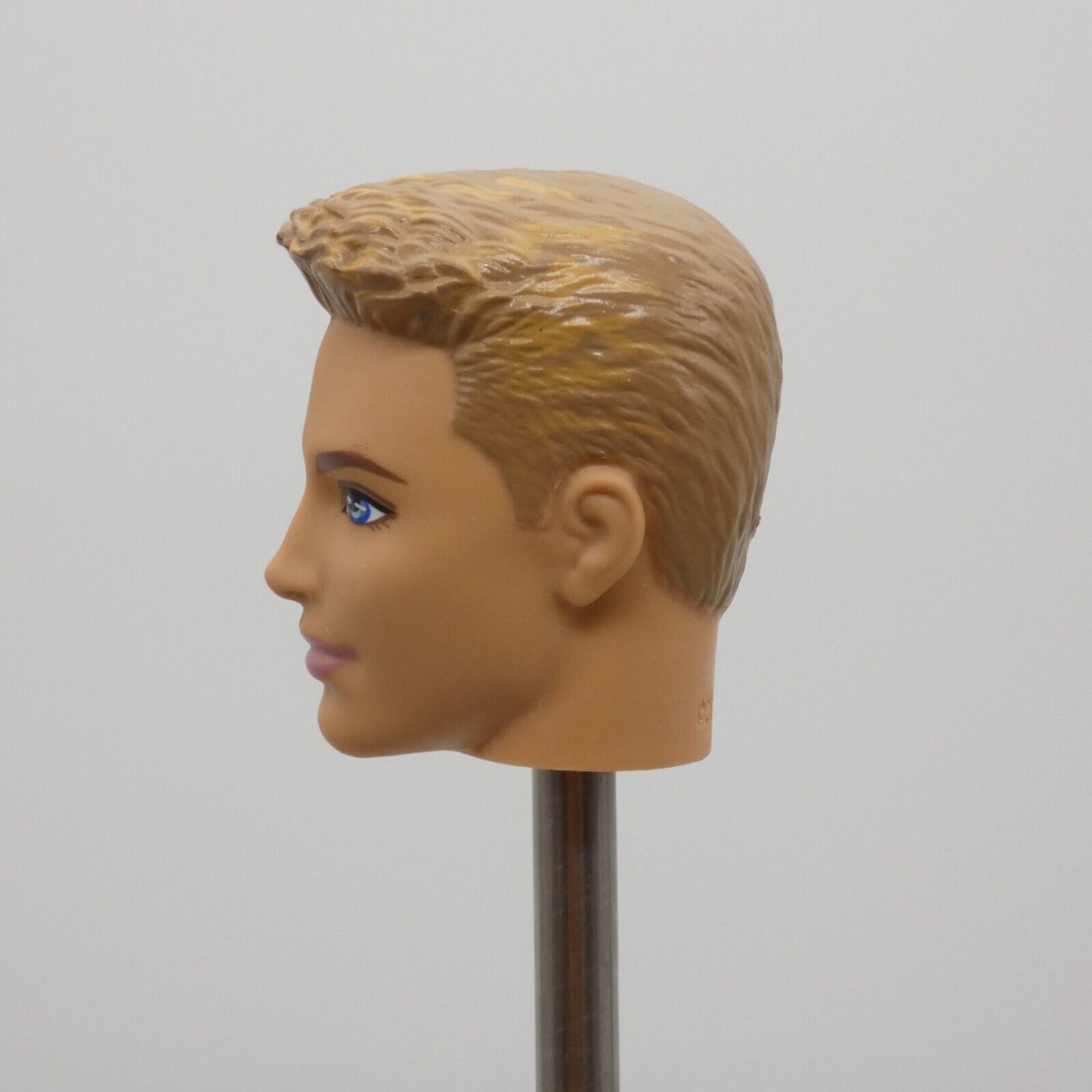 Barbie Fashionistas Ken Doll Head Molded Blonde Hair Prince Kieran Face Mattel