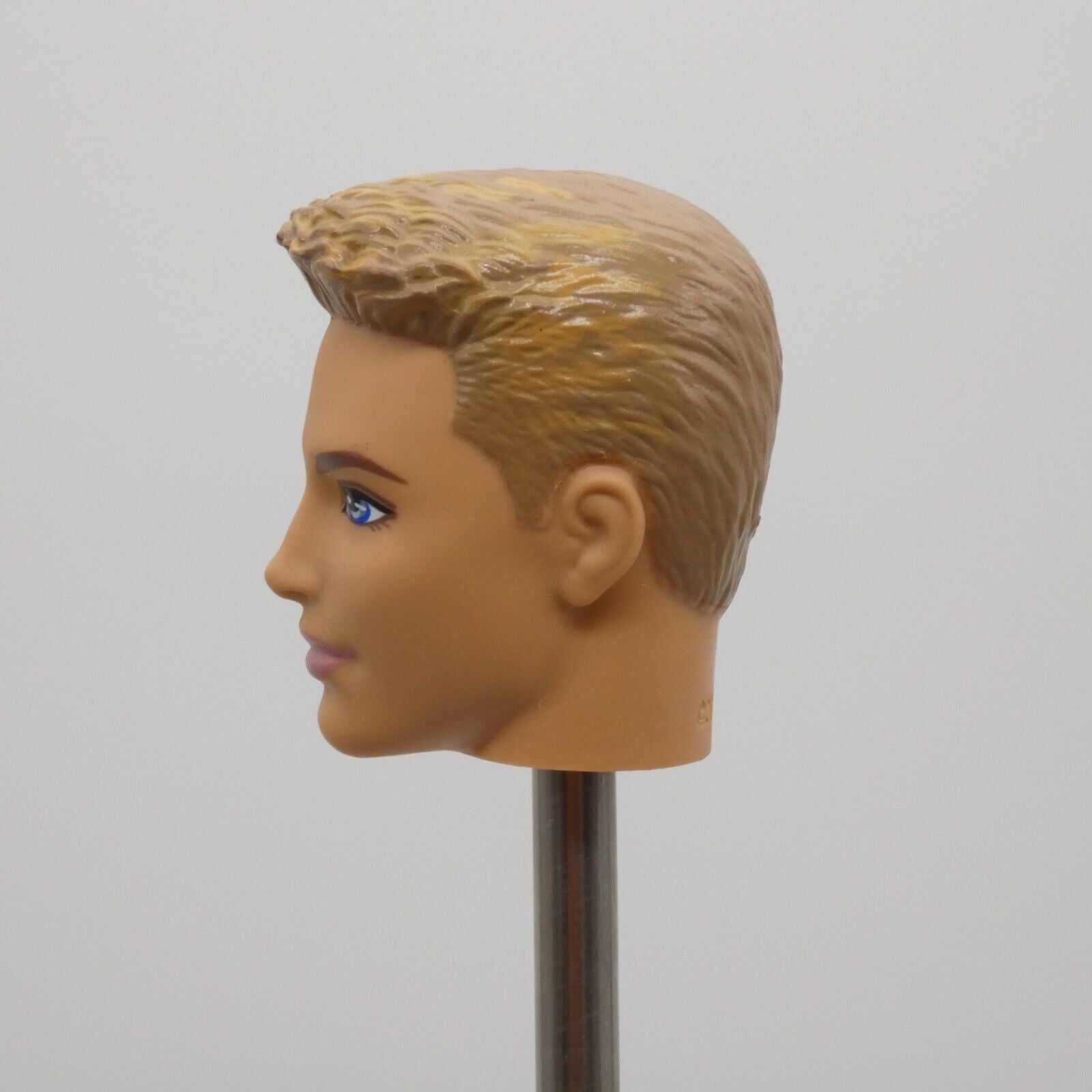 Barbie Fashionistas Ken Doll Head Molded Blonde Hair Prince Kieran Face Mattel