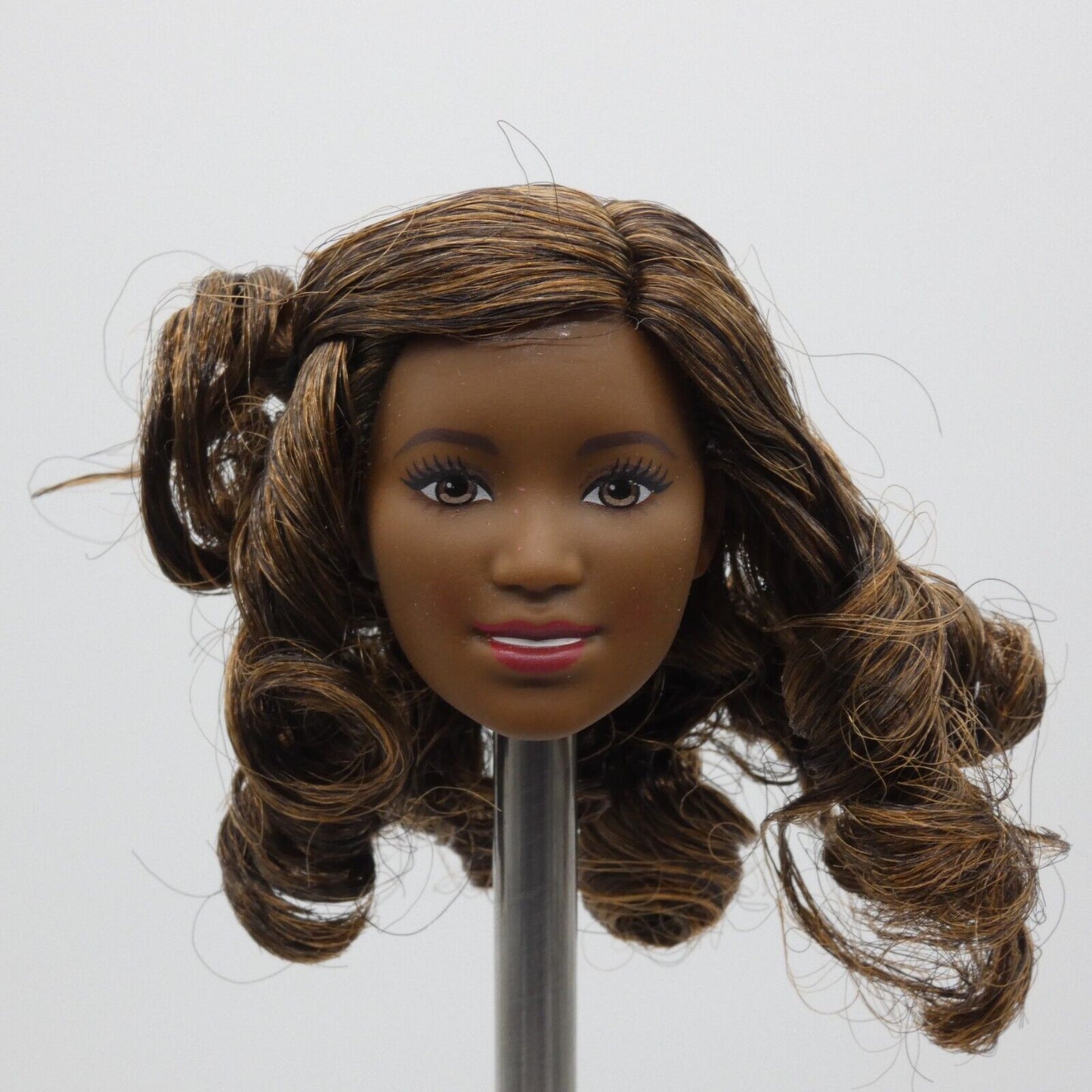 Barbie Fashionistas 39 Doll Head AA Crystal Face Curly Hair Dark Skin 2016 DTF02