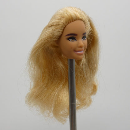 Barbie Fashionistas 173 Doll Head Carnaval Face Blonde Hair 2021 Mattel GRB65