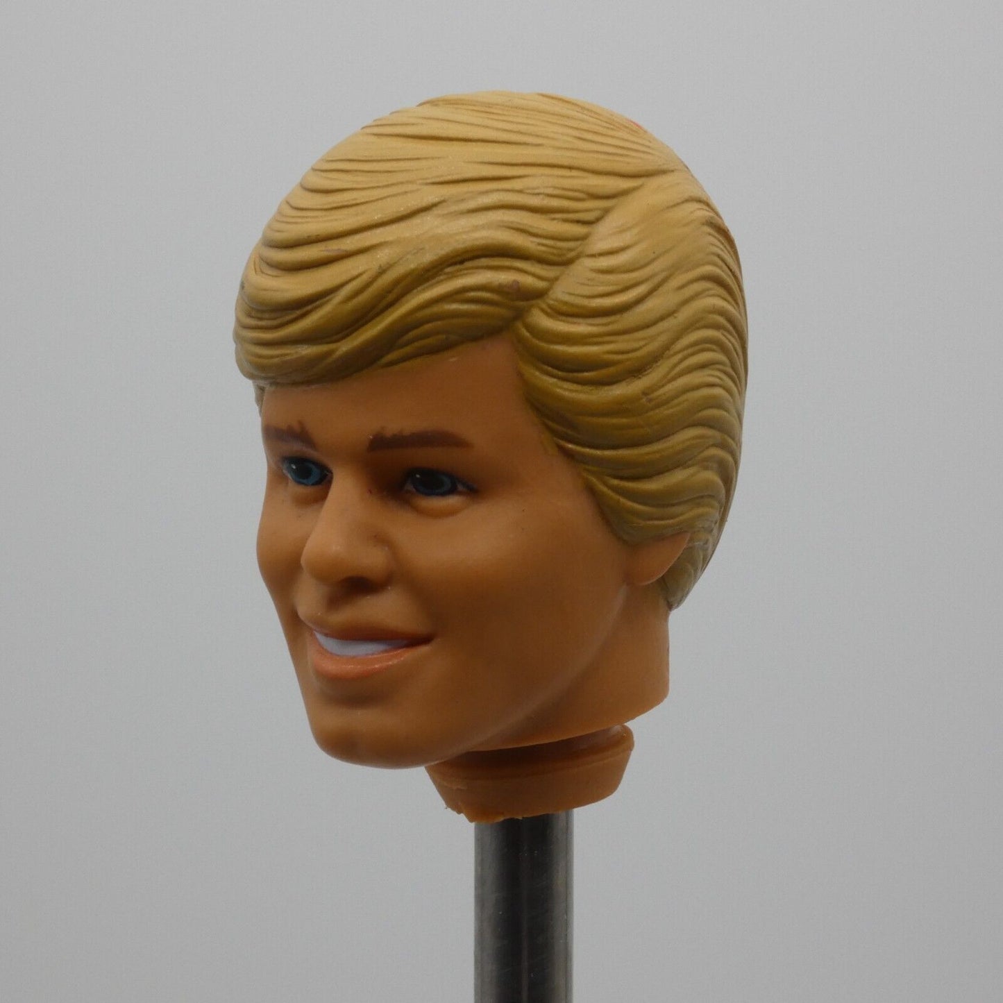 Barbie Tropical Ken Doll Head Only 1986 Blonde Molded Hair Malaysia Mattel 1020