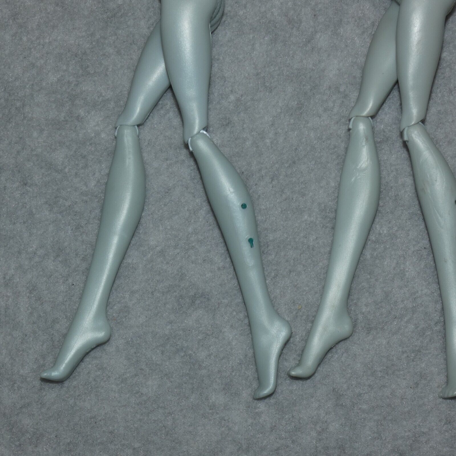 Monster High Lagoona Blue Doll Body Lot of 4 Bodies G1 Gen 1 Neck Knobs