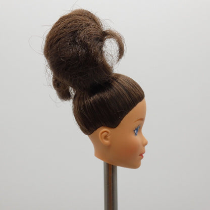 Disney Mary Poppins Doll Head 1993 Brown Hair Medium Light Skin Mattel 10313