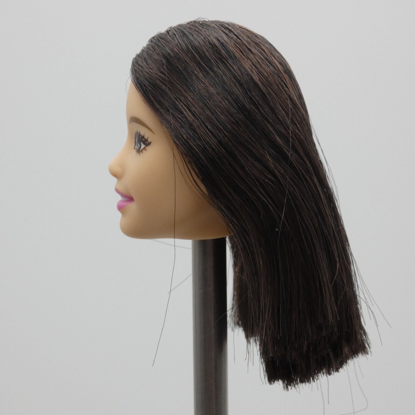 Barbie Fashionistas 30 Doll Head Olivia Light Skin Tone 2016 Mattel DMF32