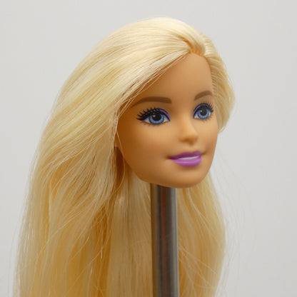 Barbie Supermarket Doll Head Millie Face Blonde Light Skin 2019 Mattel FRP01