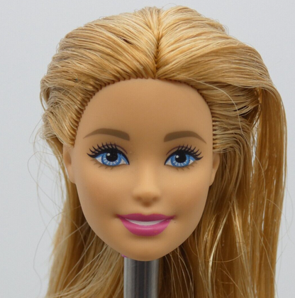 Barbie Fashionistas Doll Head Millie Face Medium Light Skin 2018 Mattel FVJ42