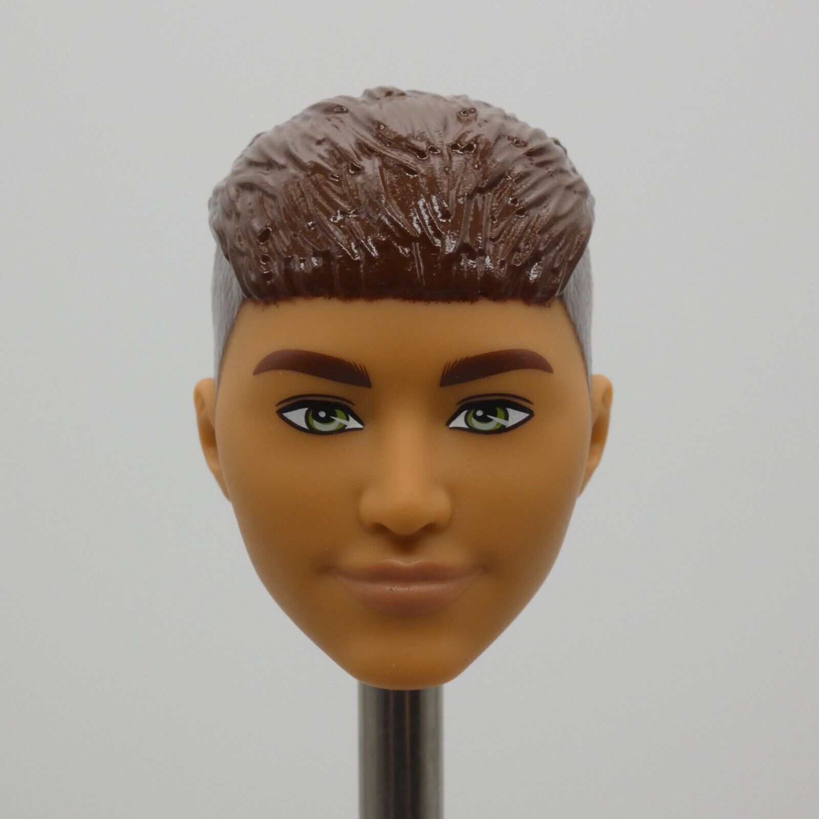 Barbie Fashionistas 195 Ken Doll Head Brown Hair French Crop Green Eyes HJT59 Y6