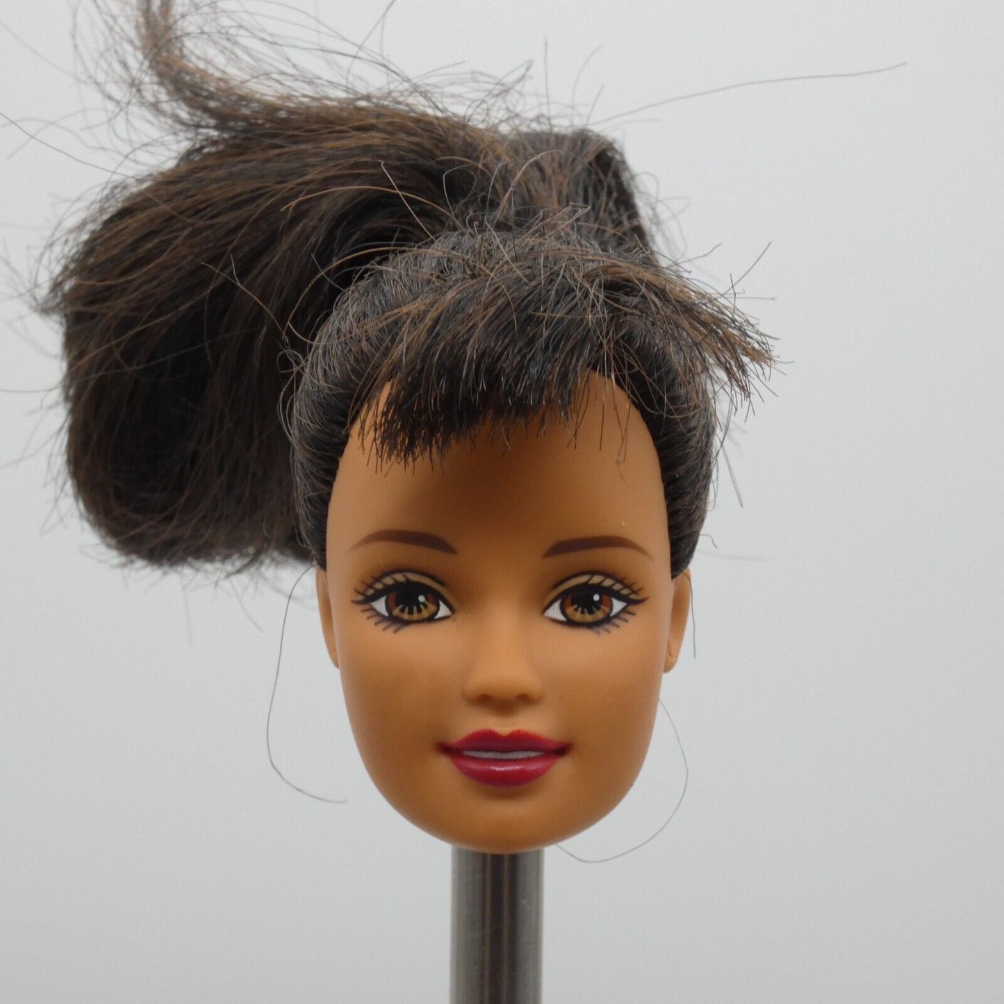 Barbie Hawaii Teresa Doll Head Brown Hair Eyes Bangs Medium Light Skin 24618