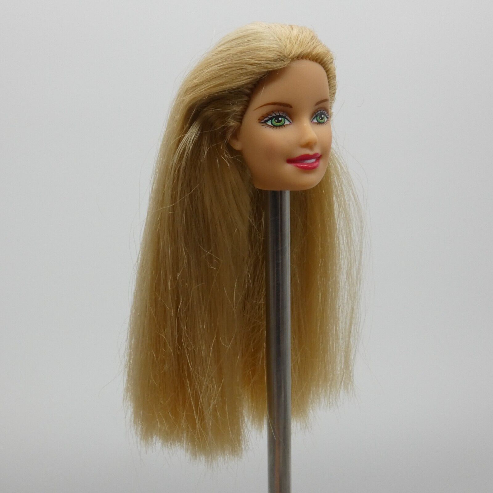 Barbie Fashion Wardrobe Doll Head Generation Girl Face Blonde Green Eyes 27788