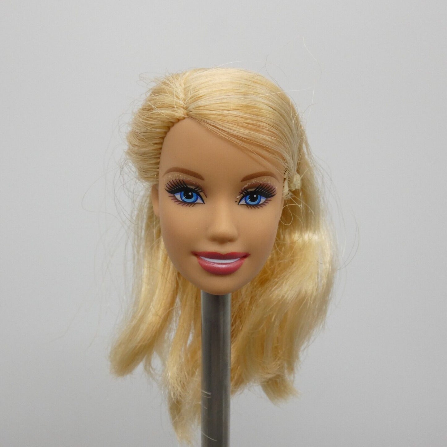 Barbie Careers TV Chef Doll Head Medium Light Skin Open Mouth 2008 Mattel N0301