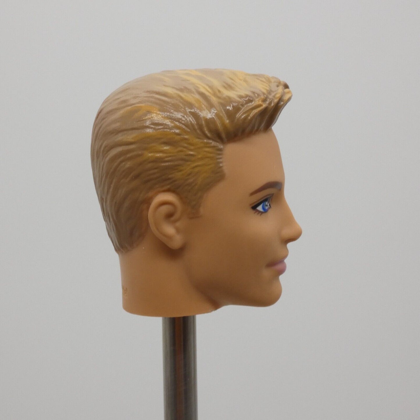 Barbie Fashionistas Ken Doll Head Molded Blonde Hair Prince Kieran Face Mattel