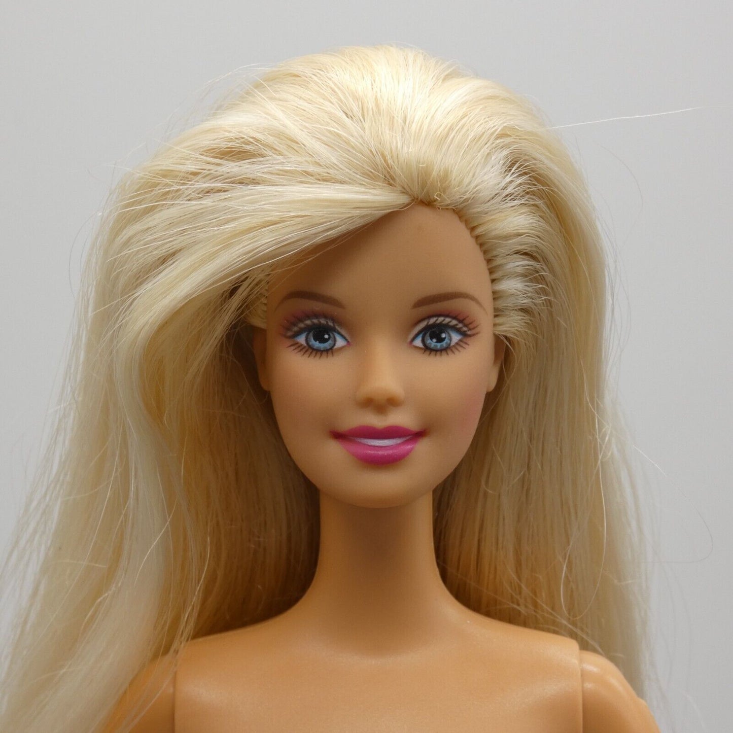 Barbie Doll Generation Girl CEO Face Blonde Articulated Jointed Elbows Mattel