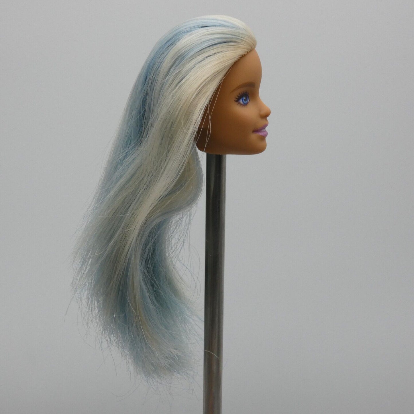 Barbie Fashionistas 120 Doll Head Only Millie Blonde Blue Hair 2019 FXL53 Mattel