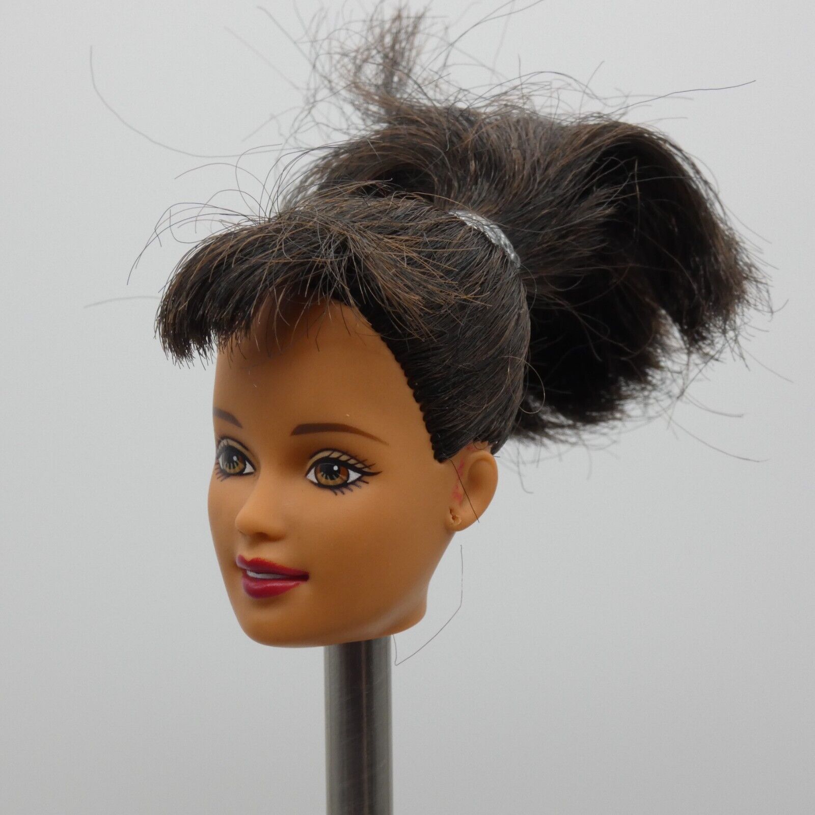 Barbie Hawaii Teresa Doll Head Brown Hair Eyes Bangs Medium Light Skin 24618