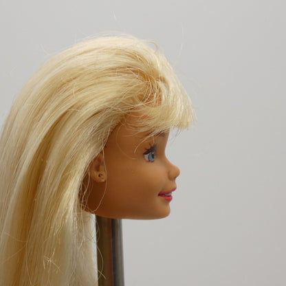 Barbie Teacher Doll Head Blonde Blue Green Eyes SuperStar 1996 Light Skin 13914