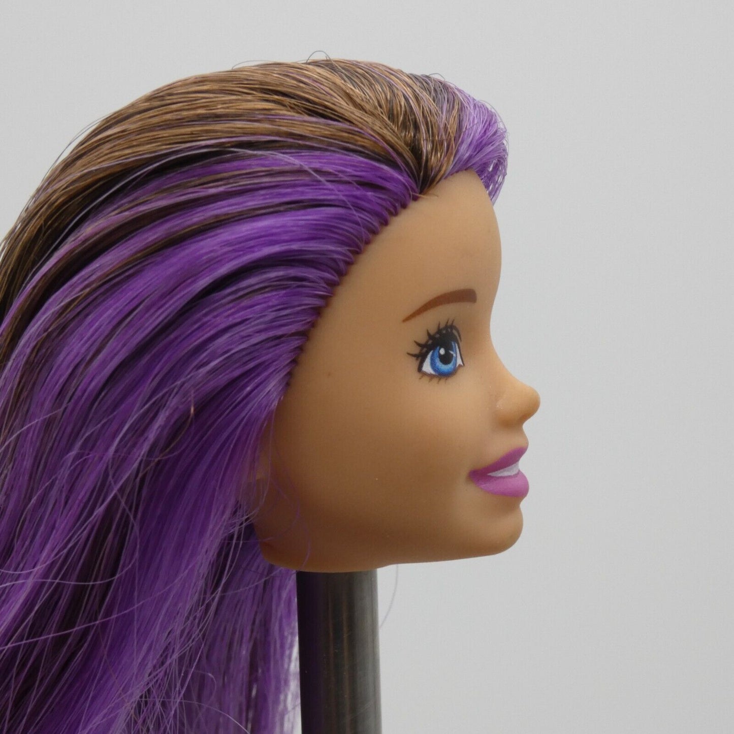 Barbie Skipper Doll Head Brown Hair Purple Eyes Light Skin FJB00 Mattel 2018