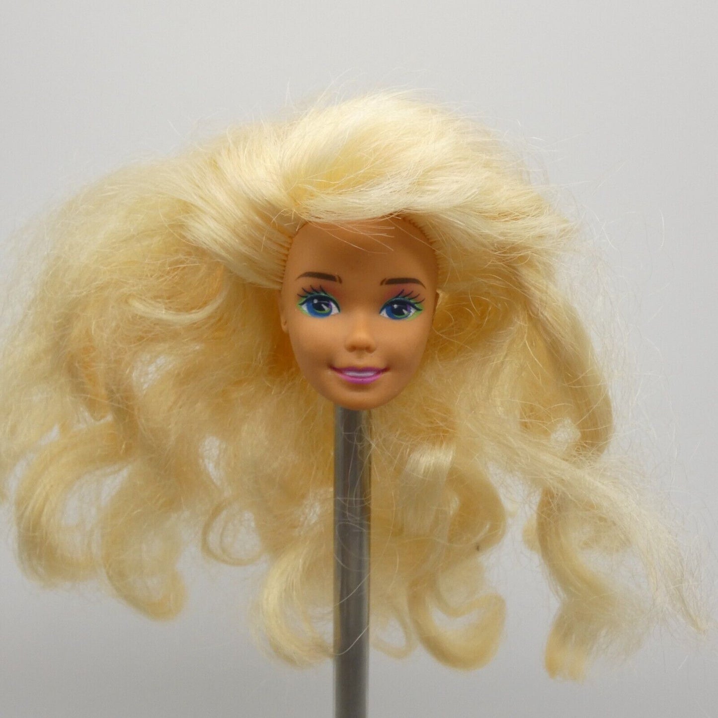 Barbie And The Beat Doll Head Superstar Face  Wavy Curly Hair 1989 Mattel 2751