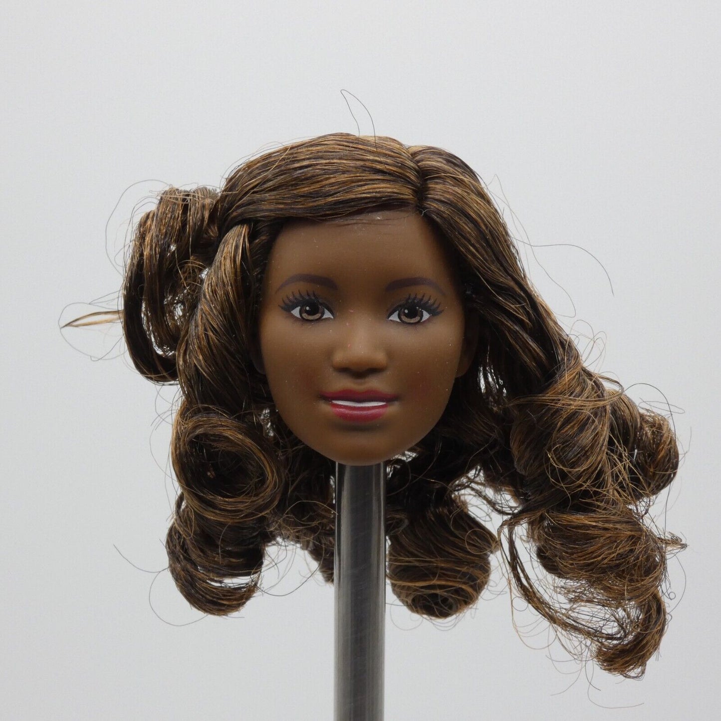 Barbie Fashionistas 39 Doll Head AA Crystal Face Curly Hair Dark Skin 2016 DTF02