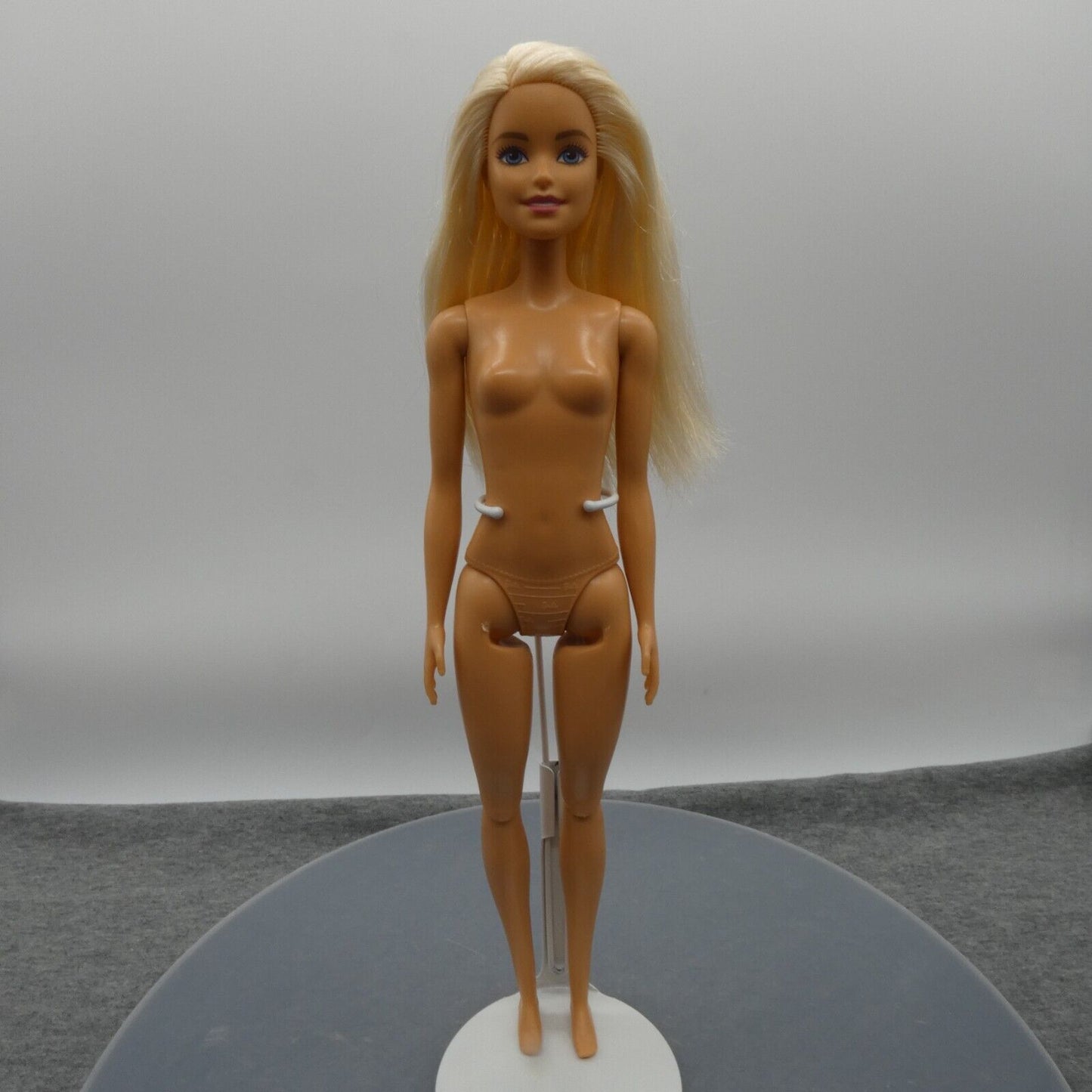 Barbie Doll Millie Blonde Nude Straight Arms Articulated Knees 2015 Body