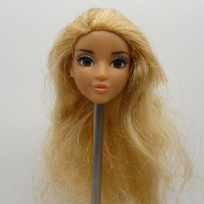 Project Mc2 Adrienne Attoms Doll Head Blone Hair Medium Light Skin 2015 MGA A1