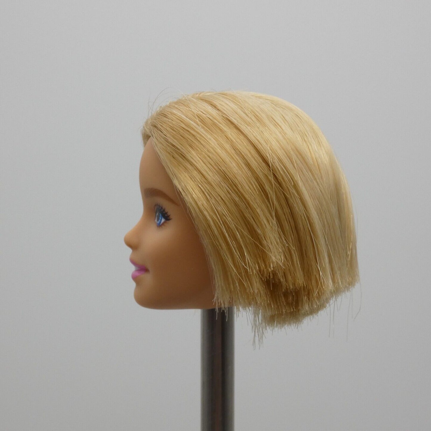 Barbie Space Discovery Astronaut Doll Head Millie Face Bob Haircut 2020 GTW30