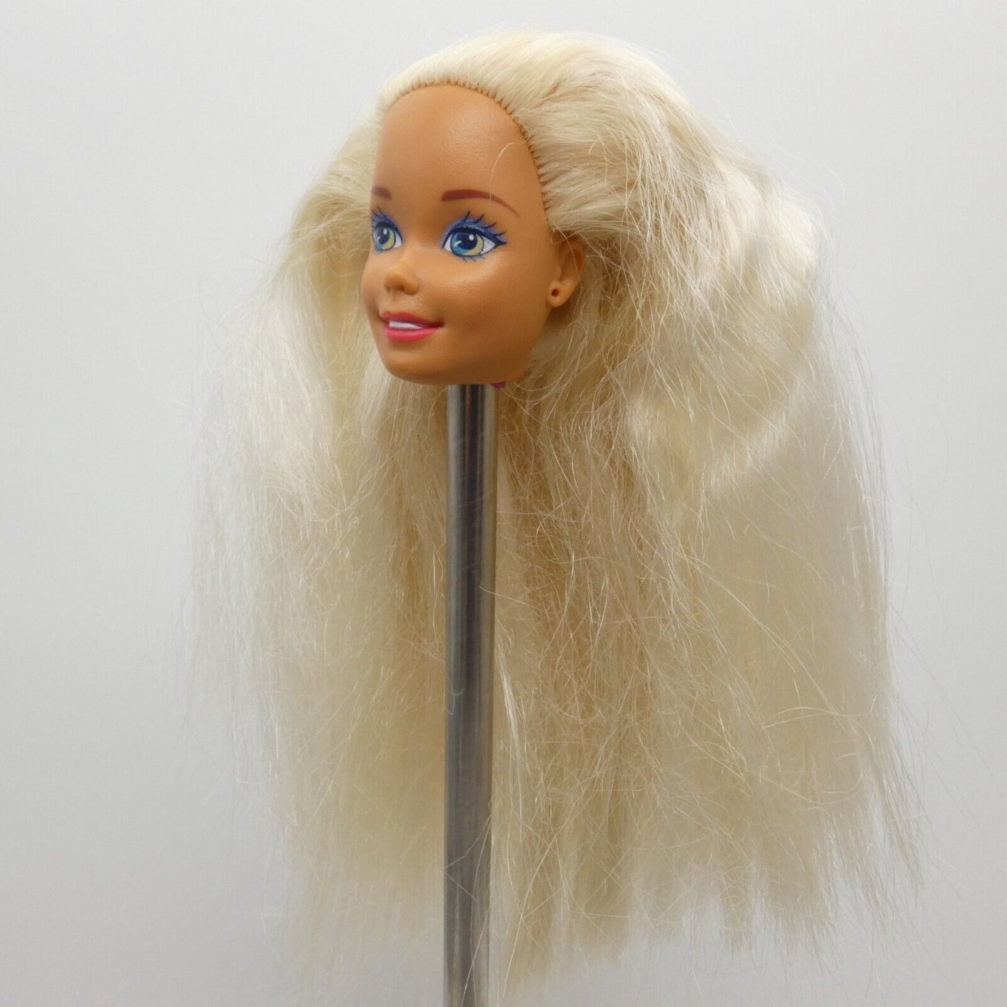 Barbie Tropical Splash Doll Head Only Medium Light Skin 1995 Mattel 12446