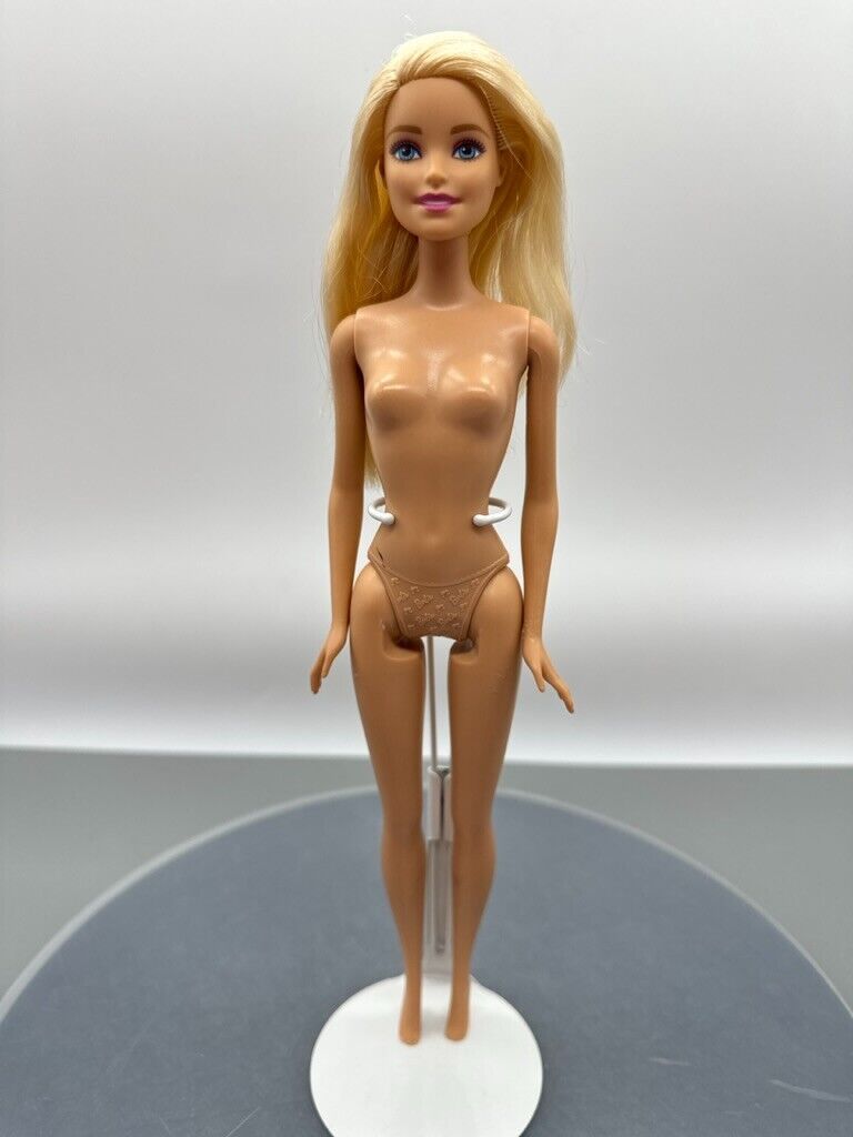 Barbie Doll Millie Blonde Nude Straight Arms Heel Feet Right Side Part 2009 Body