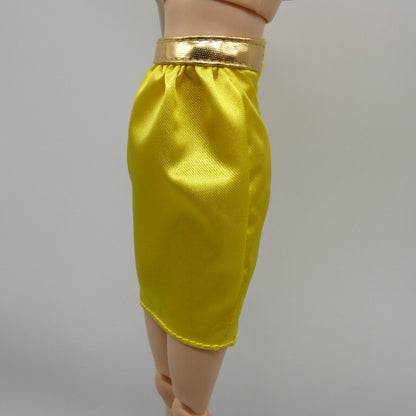 Barbie Doll Skirt Yellow Shiny Gold Band Signature Looks 19 2023 Mattel HJX28