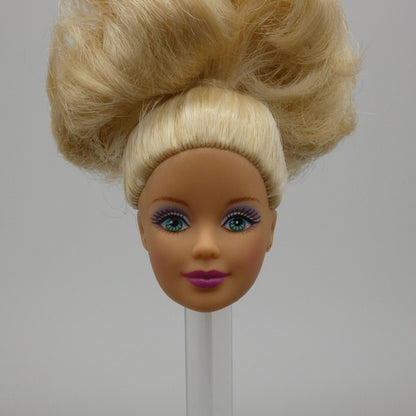 Barbie Mackie Face Doll Head Only 1998 Happy Holidays Blonde Green Eyes 20200