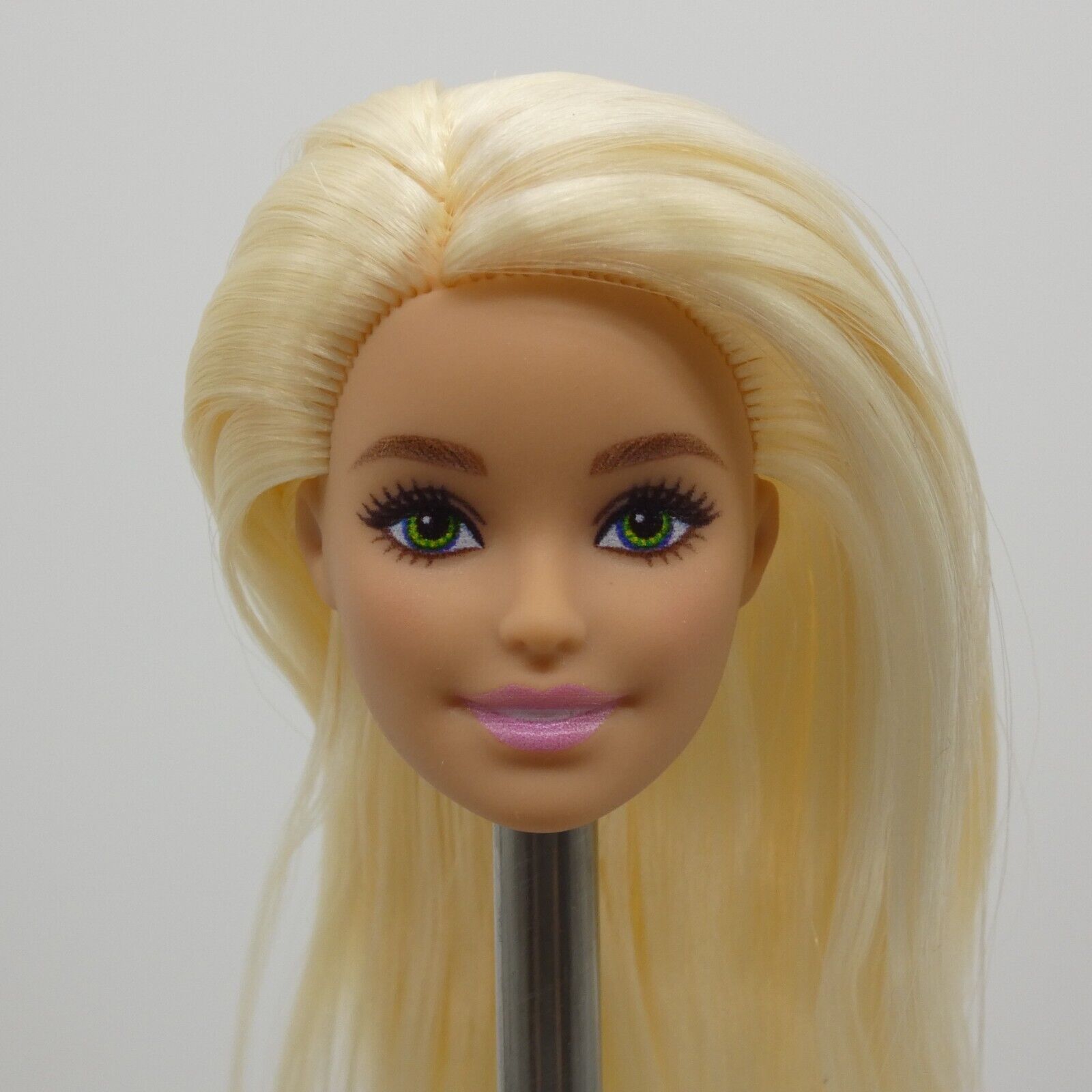 Barbie Glitz Doll Head Millie Face Green Eyes Blonde Light Skin 2021 GRB32