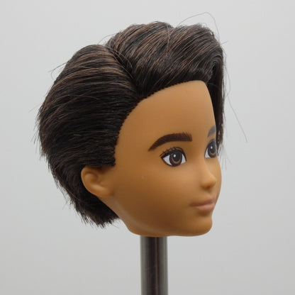 Creatable World Doll Head Dark Brown Hair Eyes Medium Light Skin 2020 GKV47