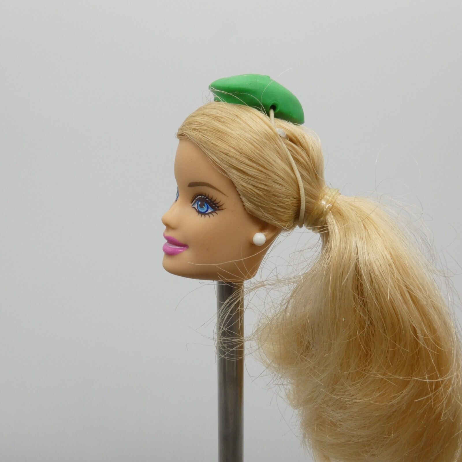 Barbie Loves Girl Scouts Doll Head Generation Girl CEO Hat Earrings 2014 BJP31