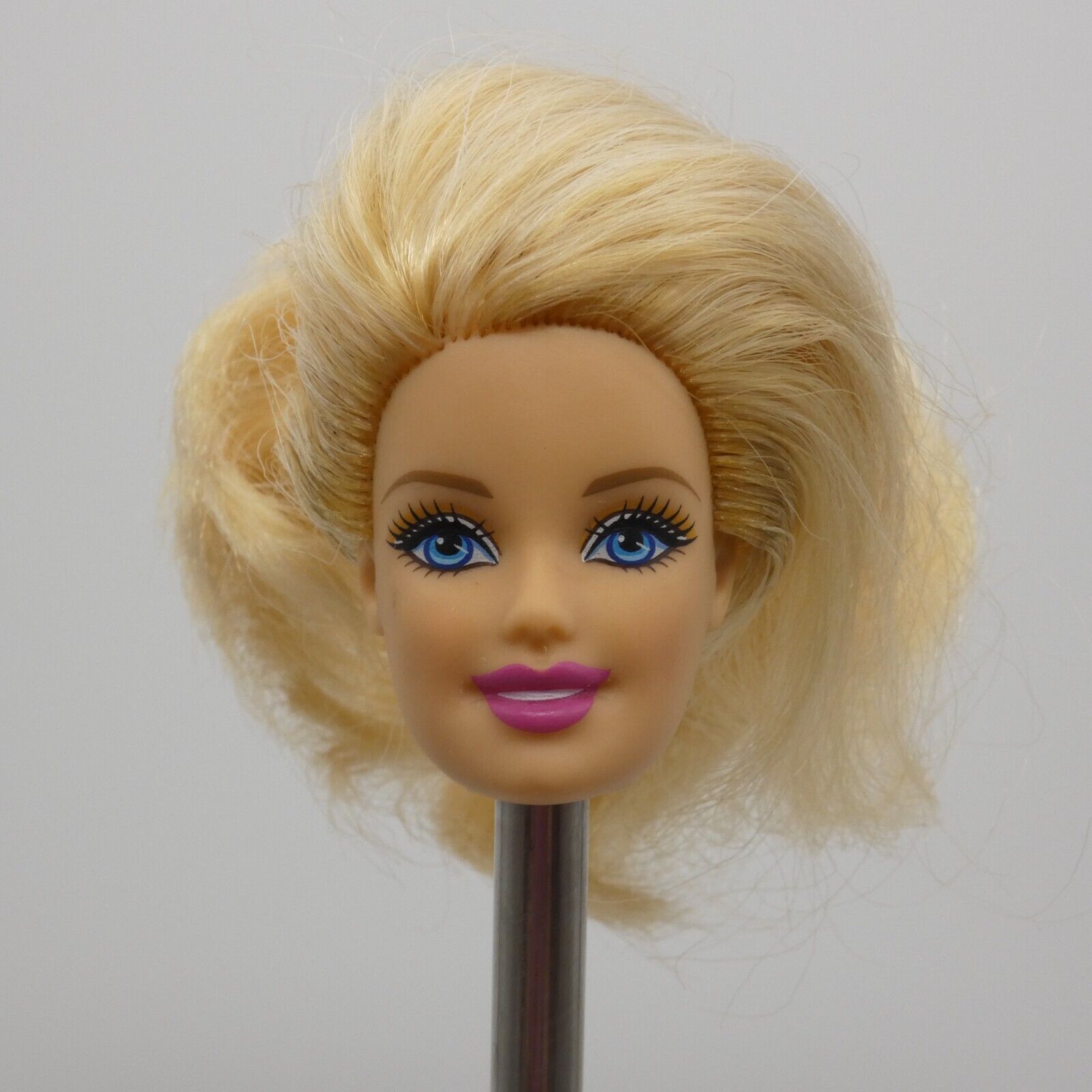 Barbie Beach Doll Head Generation Girl Face Blonde Medium Light Skin 2013 BCN23