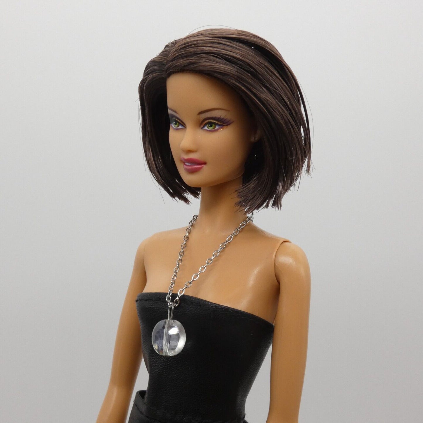 Necklace for Barbie Integrity Toys Doll Round Rhinestone Pendant Silver Chain