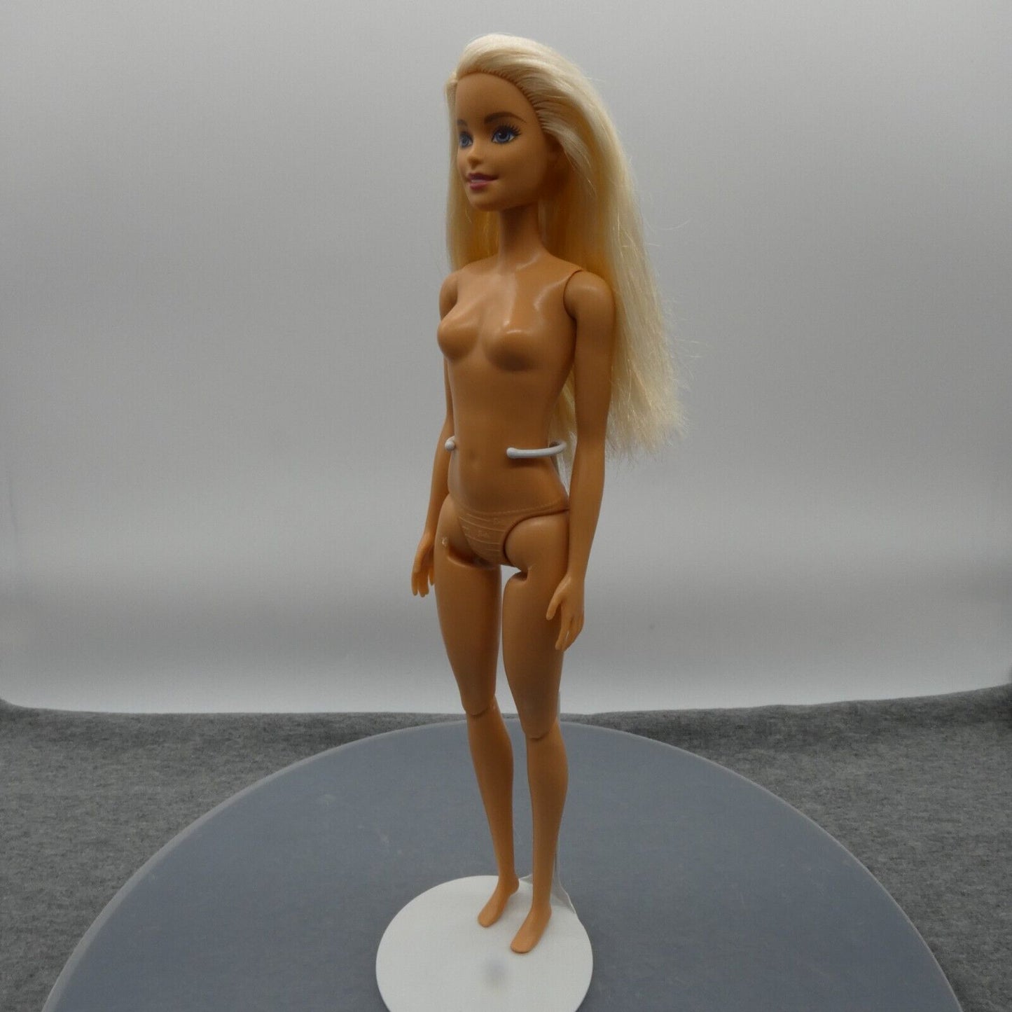 Barbie Doll Millie Blonde Nude Straight Arms Articulated Knees 2015 Body