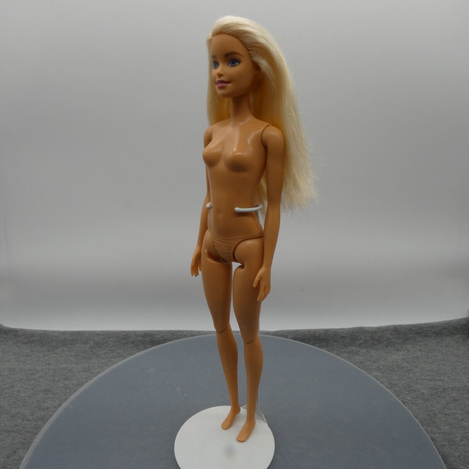 Barbie Doll Millie Blonde Nude Straight Arms Articulated Knees 2015 Body