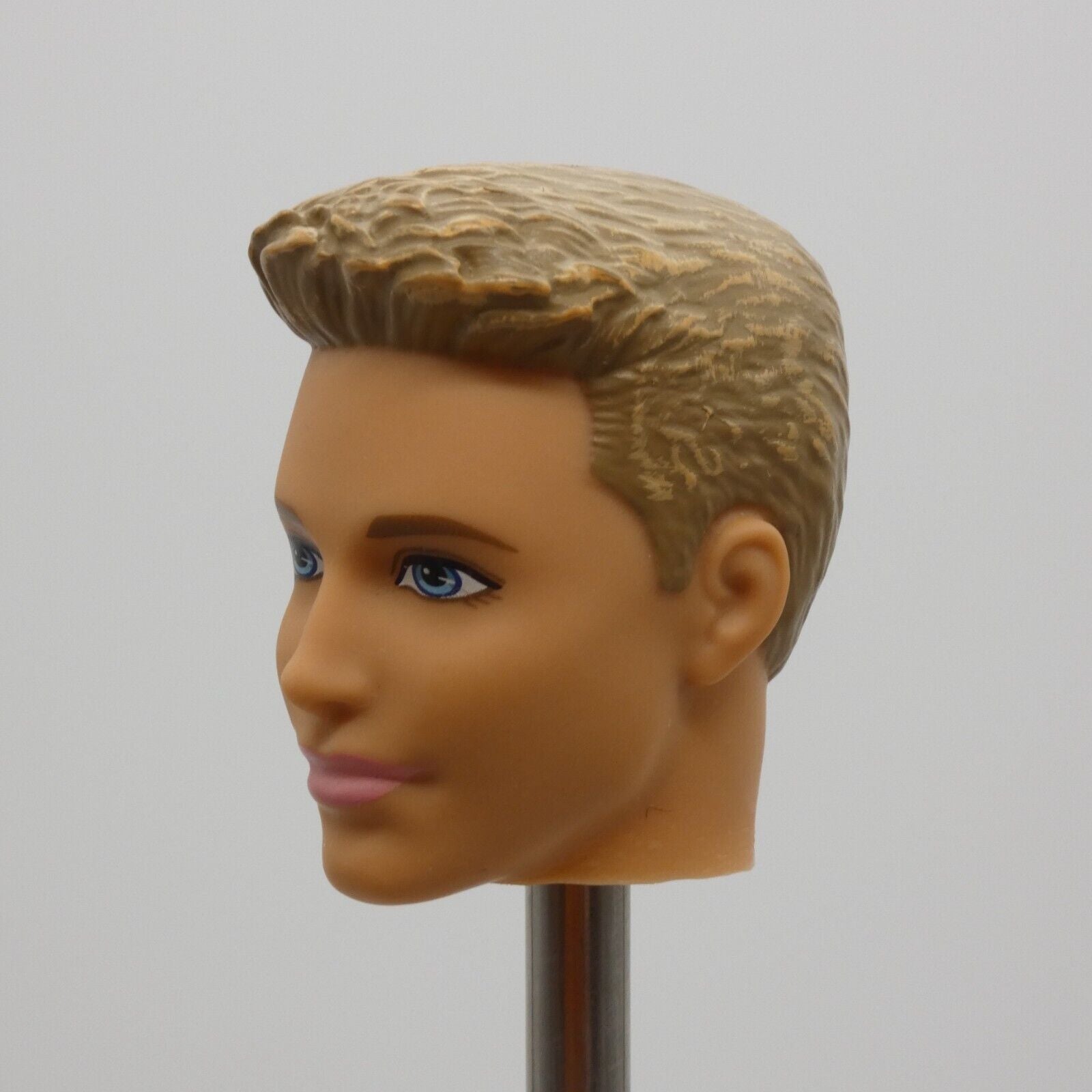 Barbie Fashionistas Glam Ken Ryan Doll Head Molded Blonde Hair 2013 Mattel BFW10