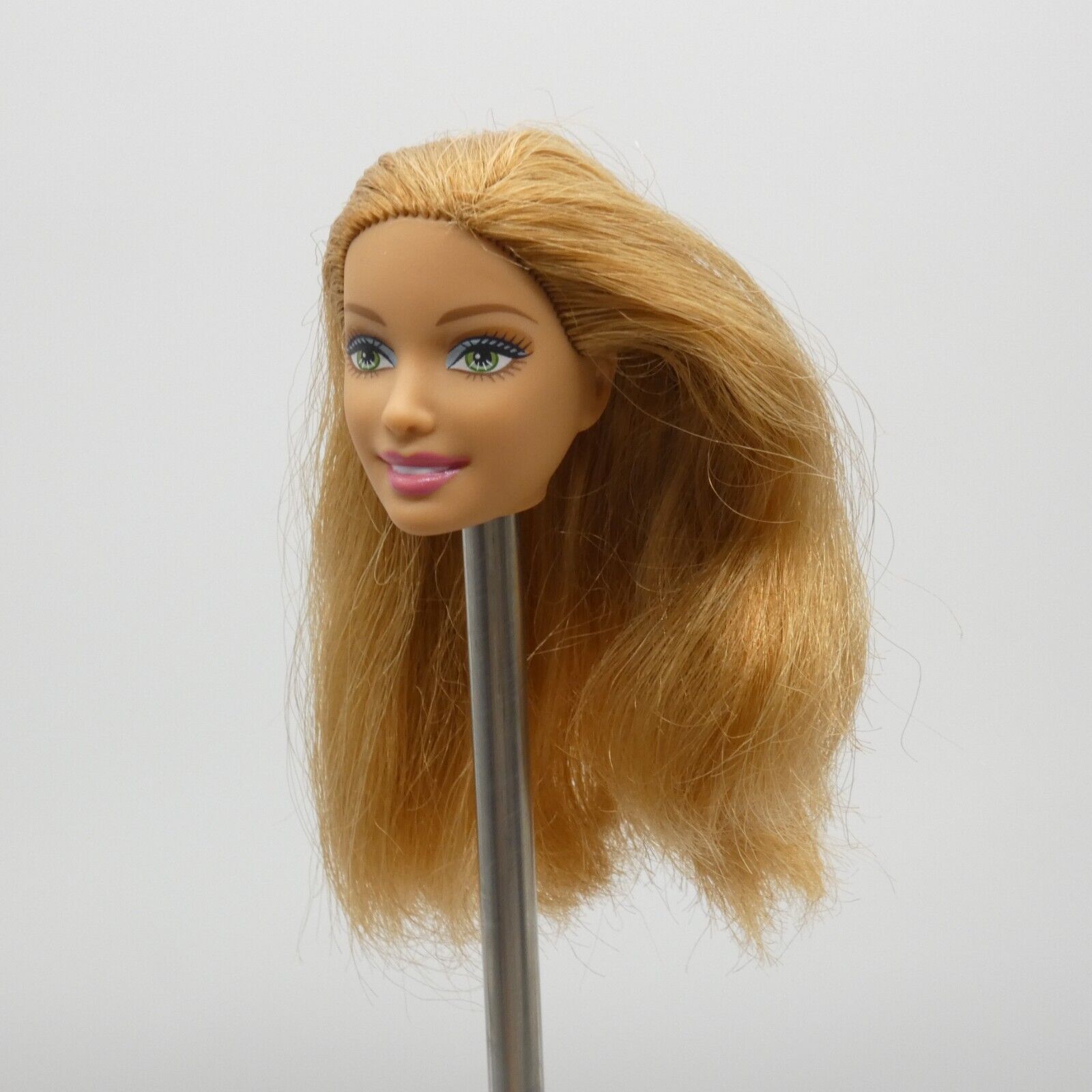 Barbie Doll Head Summer Face Medium Light Skin Red Hair Green Eyes Fashionistas