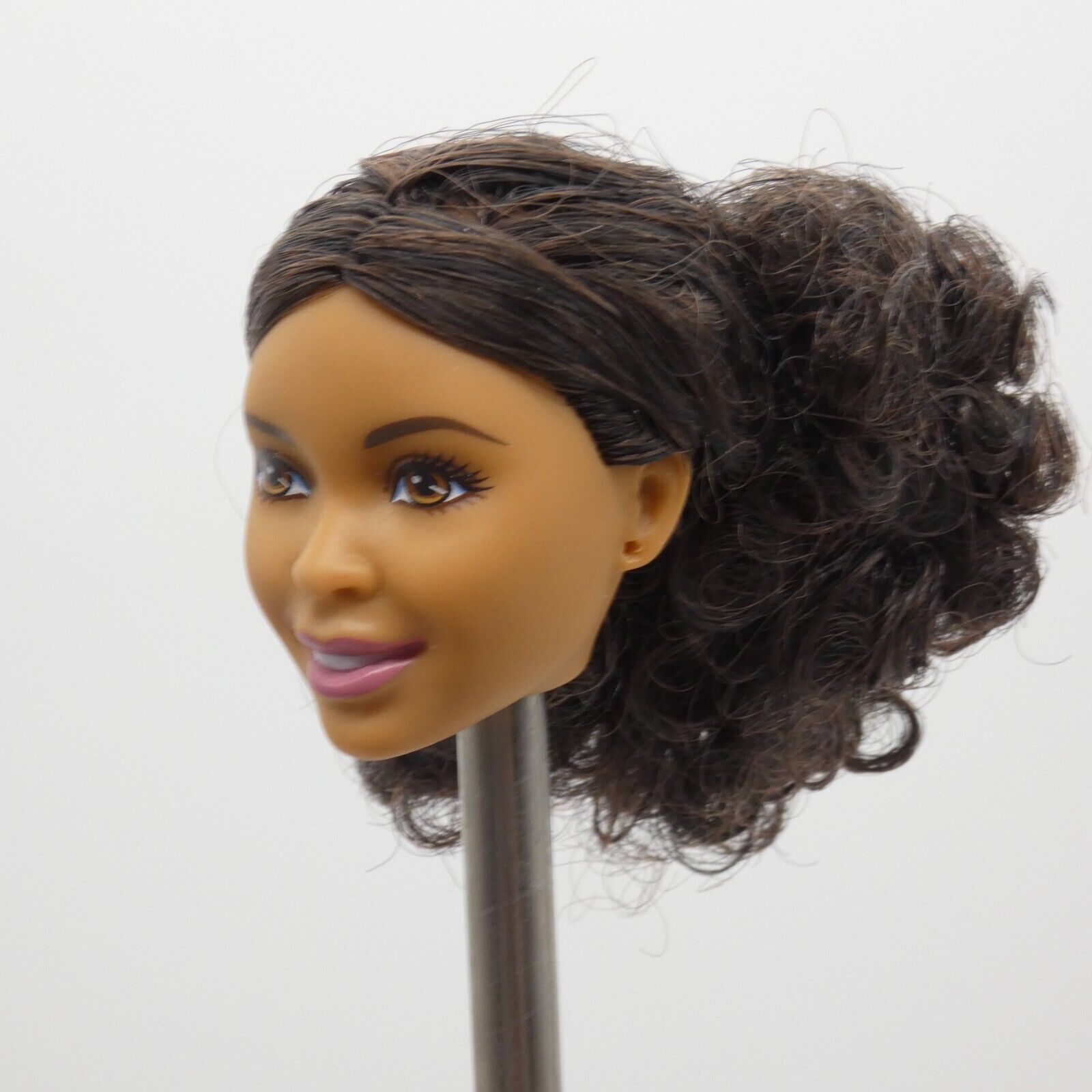 Barbie 2016 President Nikki Doll Head Curly Hair Medium Skin AA DPN03 Mattel