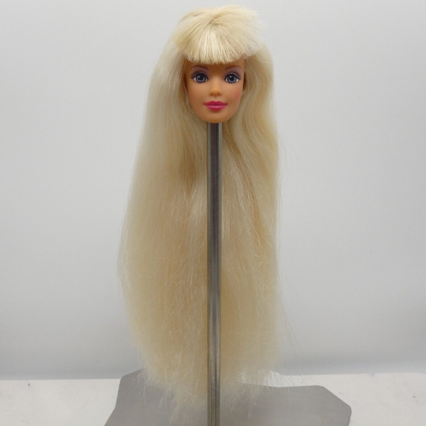 Barbie Bead Blast Doll Head Mackie Face Blonde Hair Medium Light Skin 18888