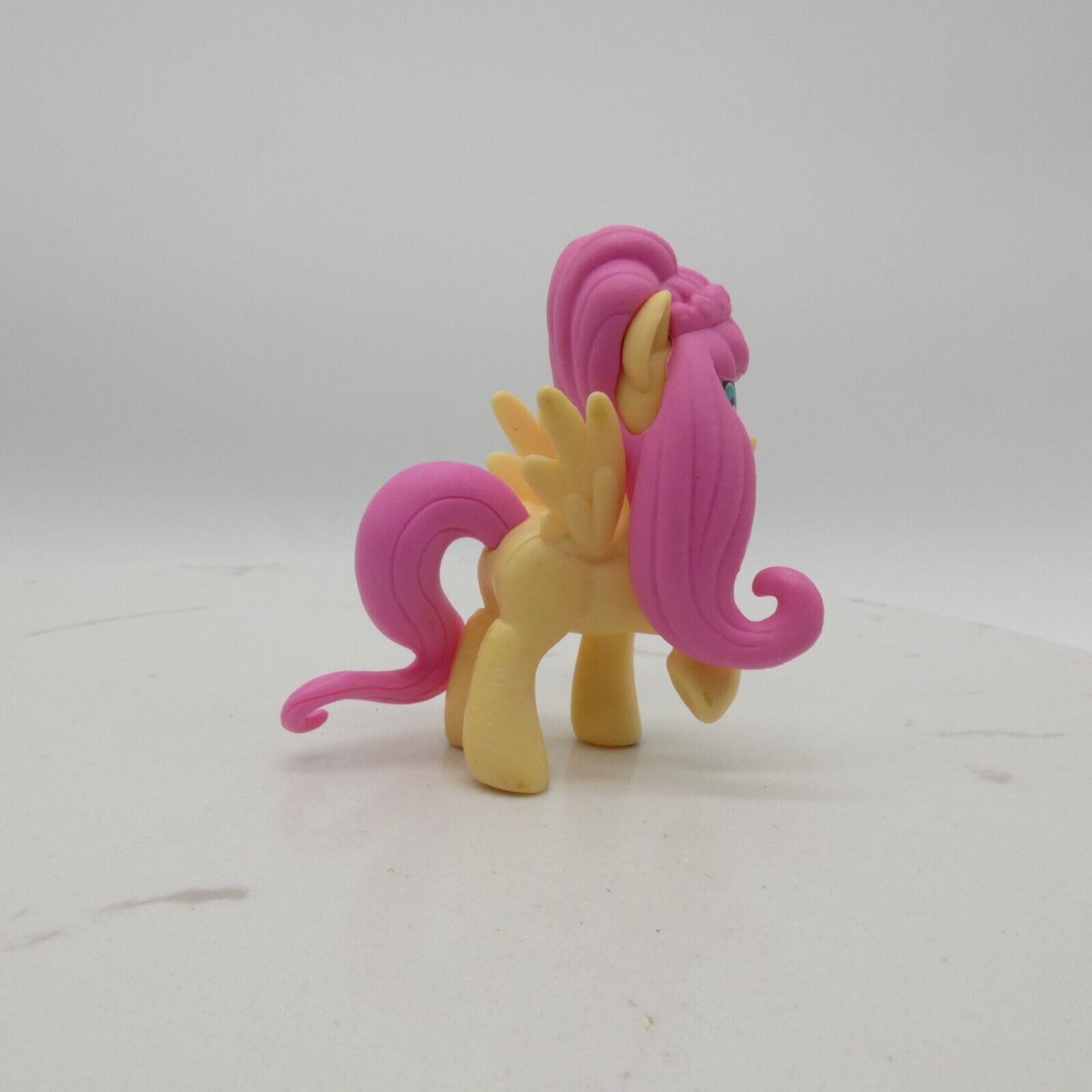 My Little Pony Fluttershy Friendship is Magic G4 Blind Bag Yellow Hasbro