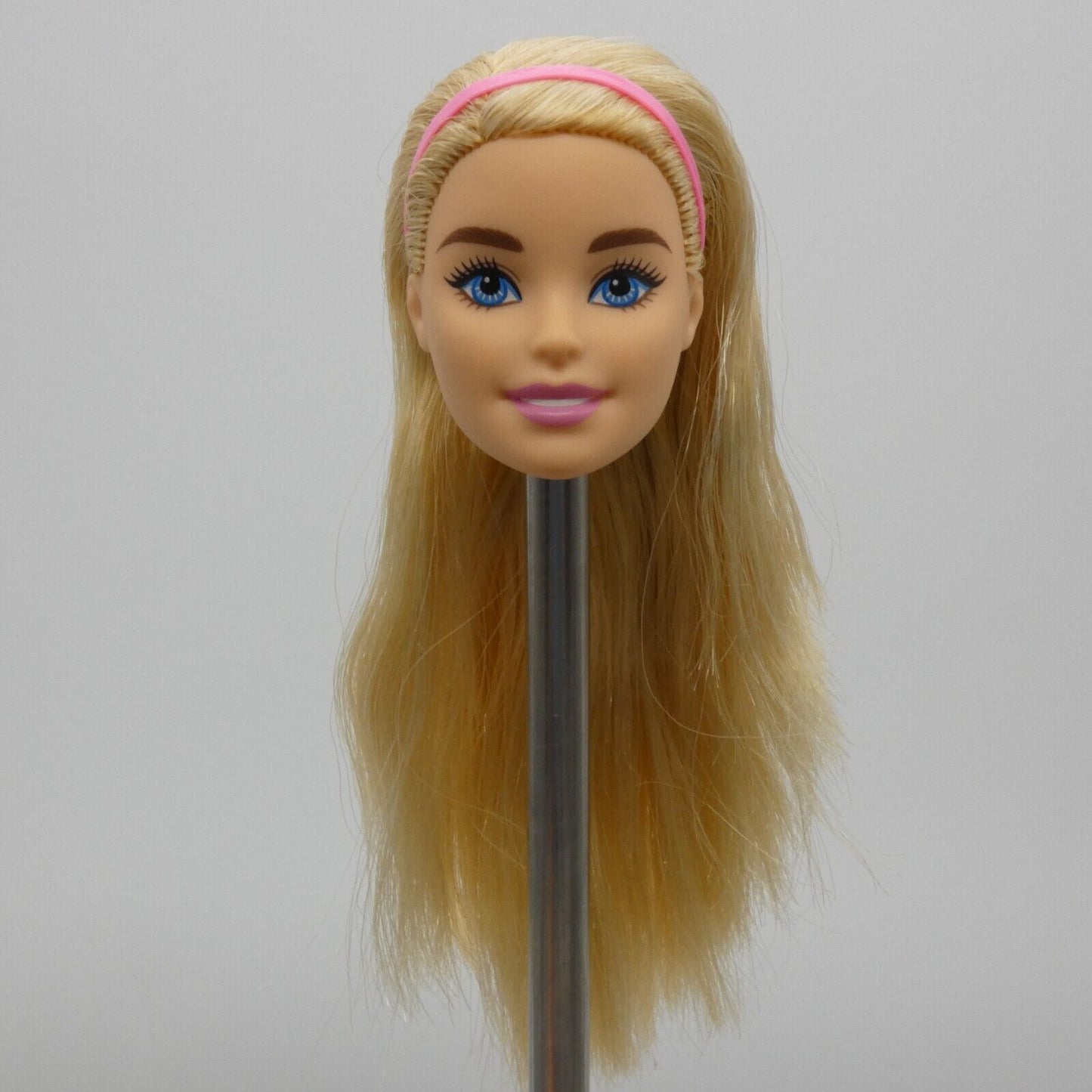 Barbie Newborn Pups Doll Head Only Millie Face Blonde HCK75 Mattel 2017