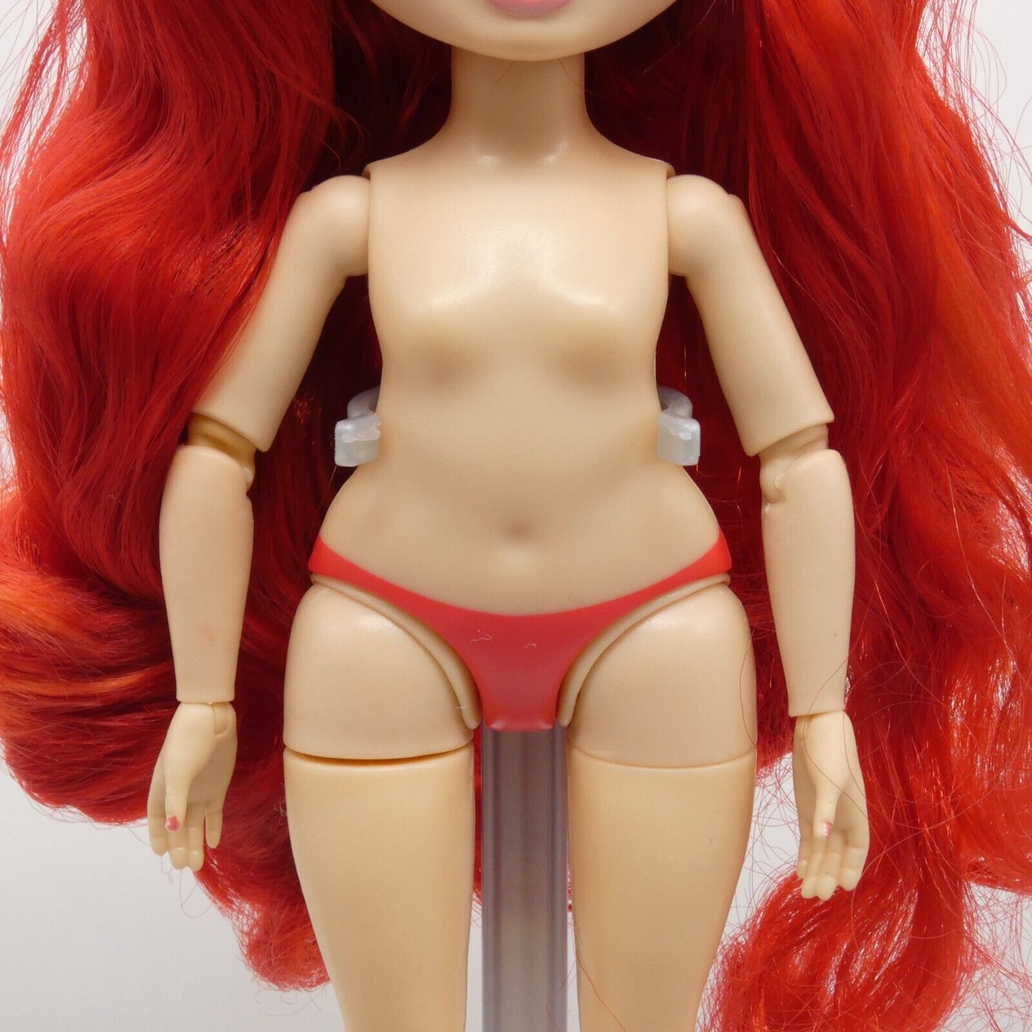 Rainbow High Ruby Anderson Winter Break Doll Nude Articulated 2021 MGA 574286