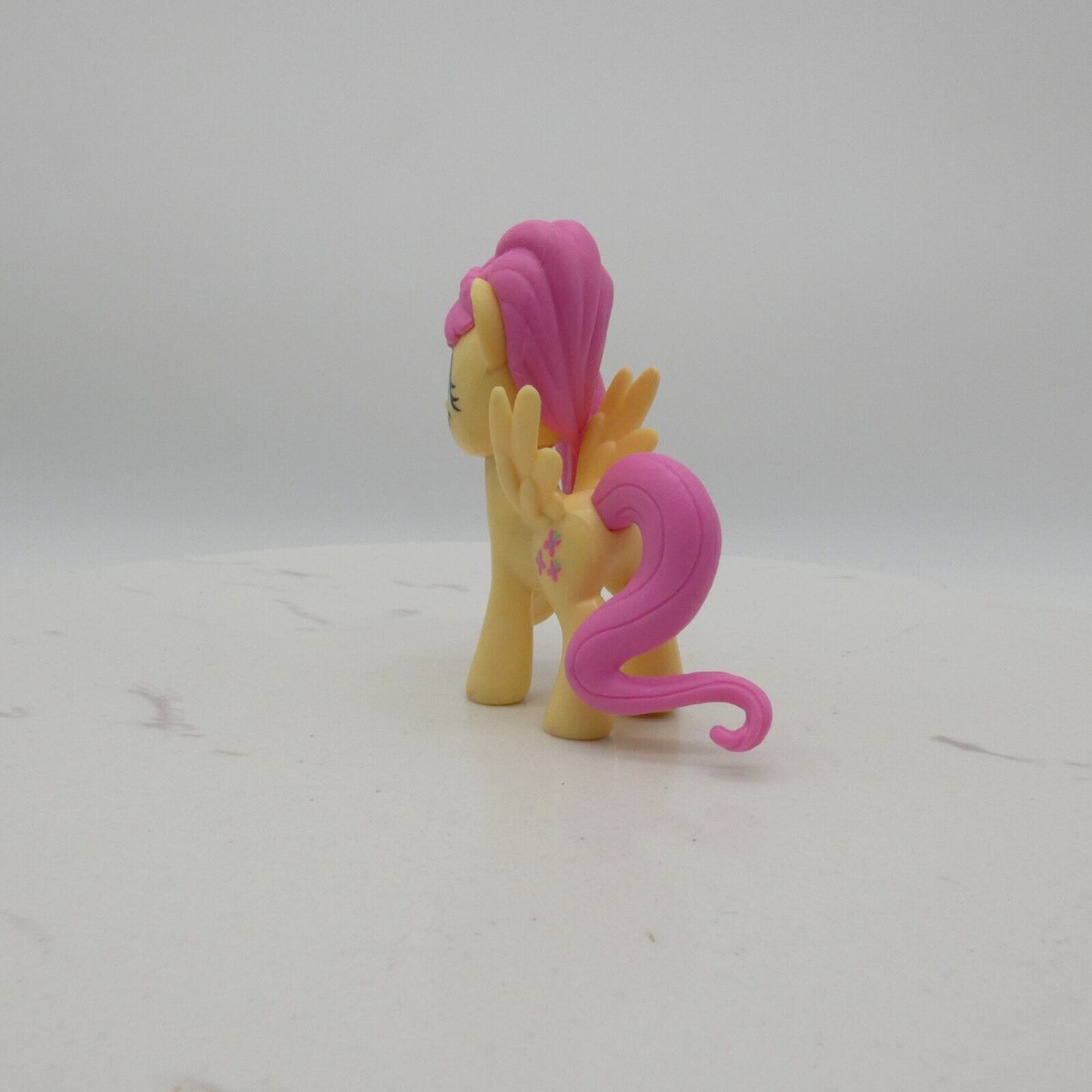 My Little Pony Fluttershy Friendship is Magic G4 Blind Bag Yellow Hasbro