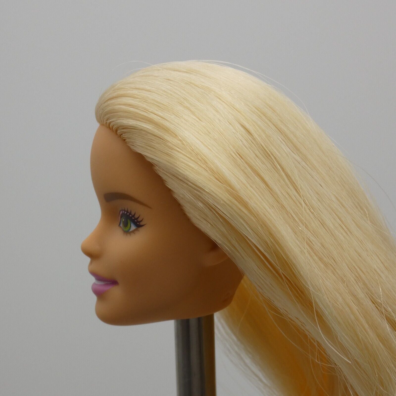 Barbie Millie Face Doll Head Blonde Light Skin Green Eyes Baby Doctor 2020 GKH23