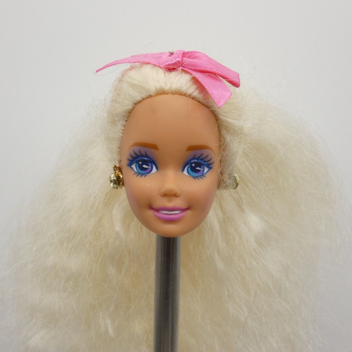 Barbie Locket Surprise Doll Head Wavy Crimped Hair Pink Bow 1993 Mattel 10963