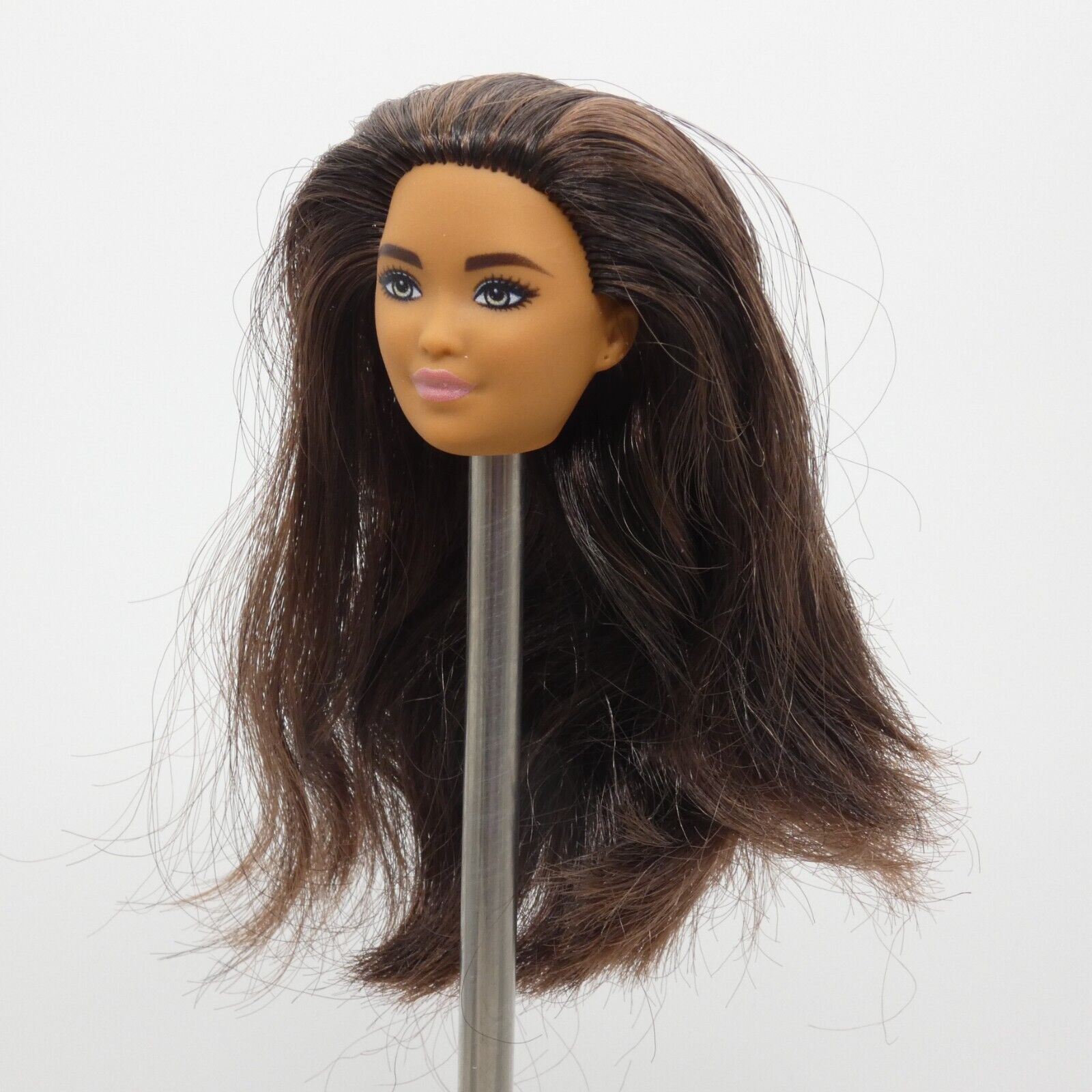 Barbie Fashionistas 140 Doll Head Kira Miko Face Medium Light Skin 2020 GYB01